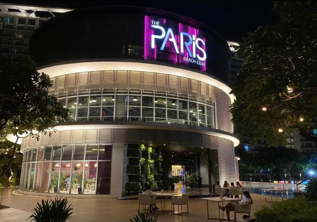 Sm Bicutan Condotel Manila Bagian luar foto